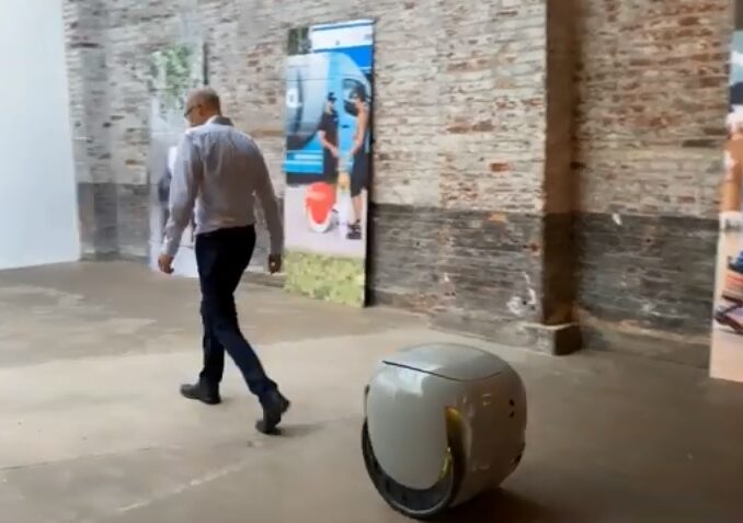 Robot maletero
