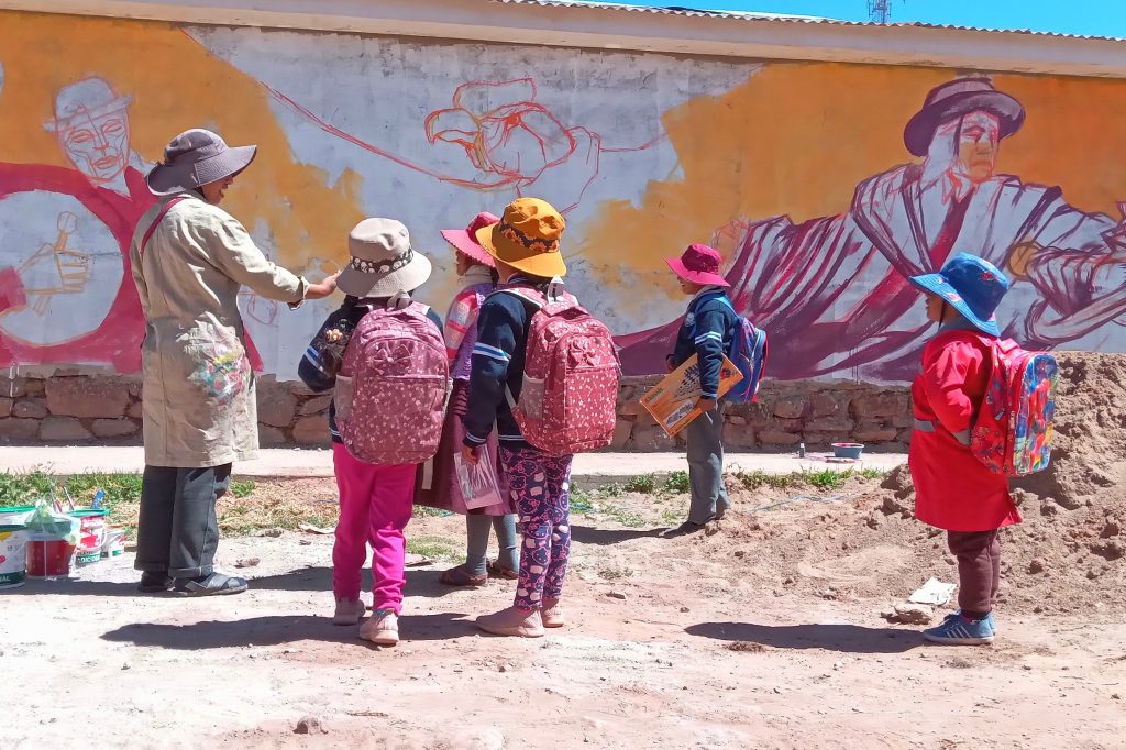 AYNI MURALES COMUNITARIOS